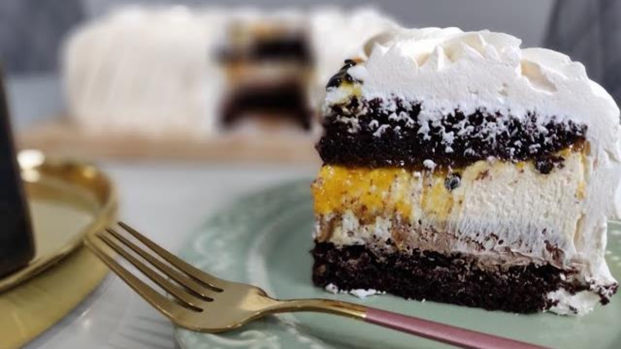 Bolo de Chocolate Com Mousse de Maracujá - Receitolândia